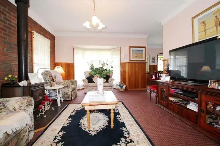 Fifth view of Homely house listing, 8 Heritage Court, Warrnambool VIC 3280