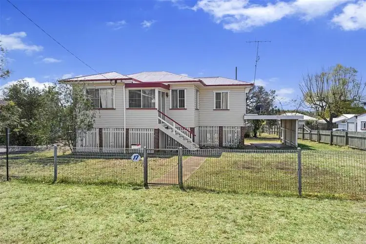 17 Avondale Street, Newtown QLD 4350