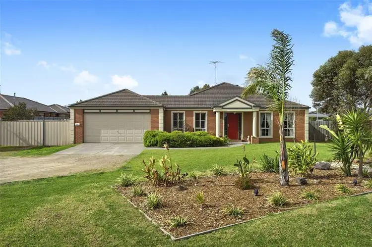 32 Moss Road, Leopold VIC 3224