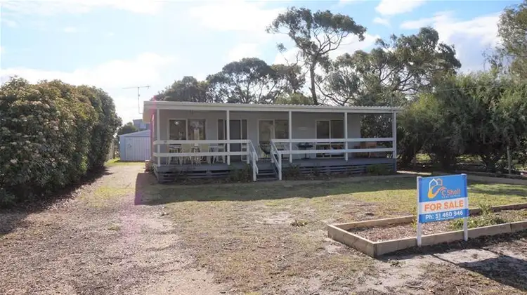 17 Campbell Street, Loch Sport VIC 3851