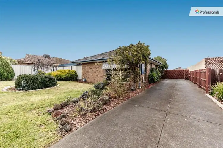 11 Morrow Street, Melton West VIC 3337