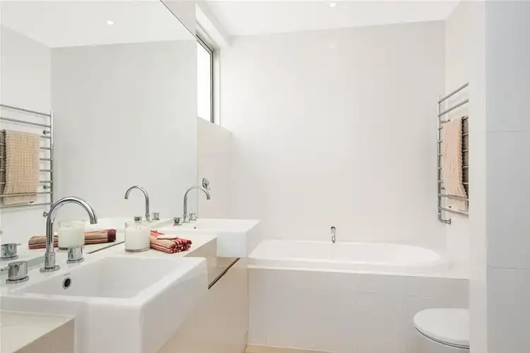 Fifth view of Homely apartment listing, 4/70 Bradleys Head Road, Mosman NSW 2088