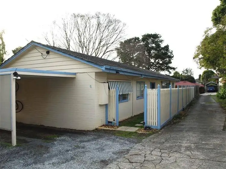 6 Berry Road, Bayswater North VIC 3153