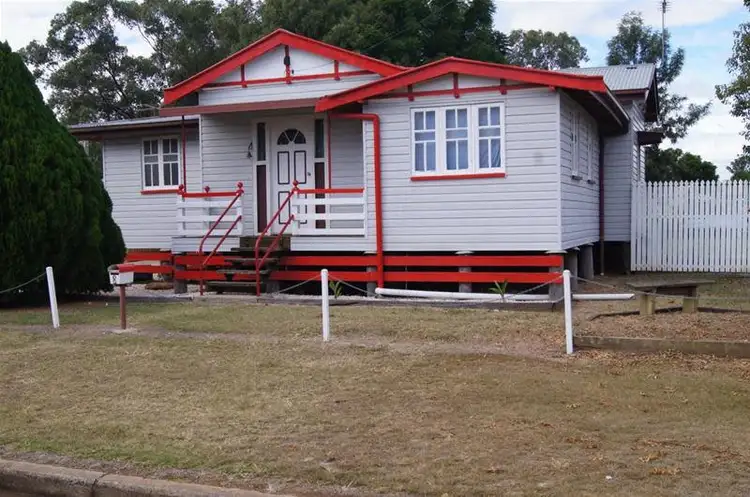 8 Helena Street, Chinchilla QLD 4413
