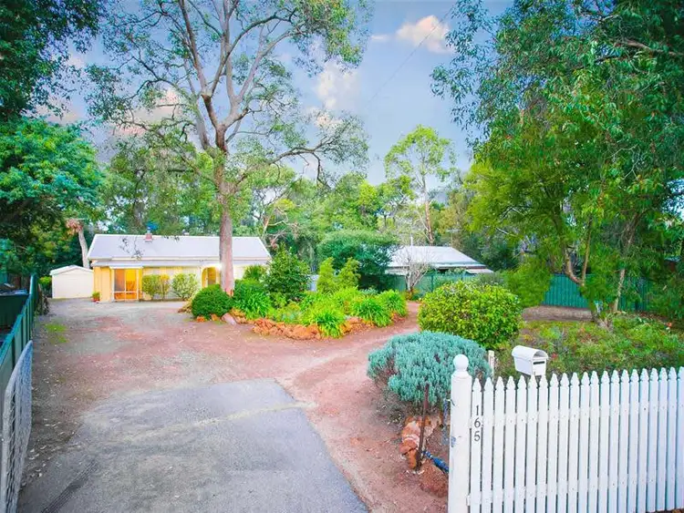 165 Peet Road, Roleystone WA 6111