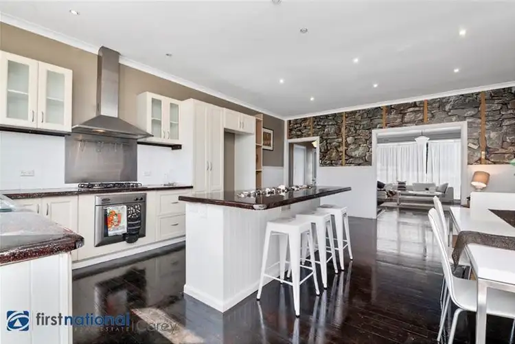 31 Flinders Avenue, Lara VIC 3212