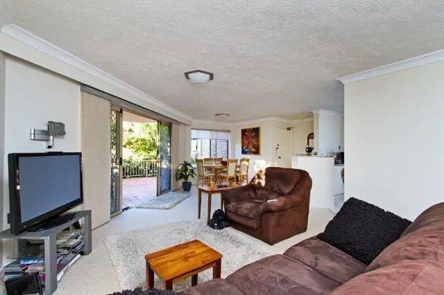 6/ 1251 Gold Coast  Highway, Palm Beach QLD 4221