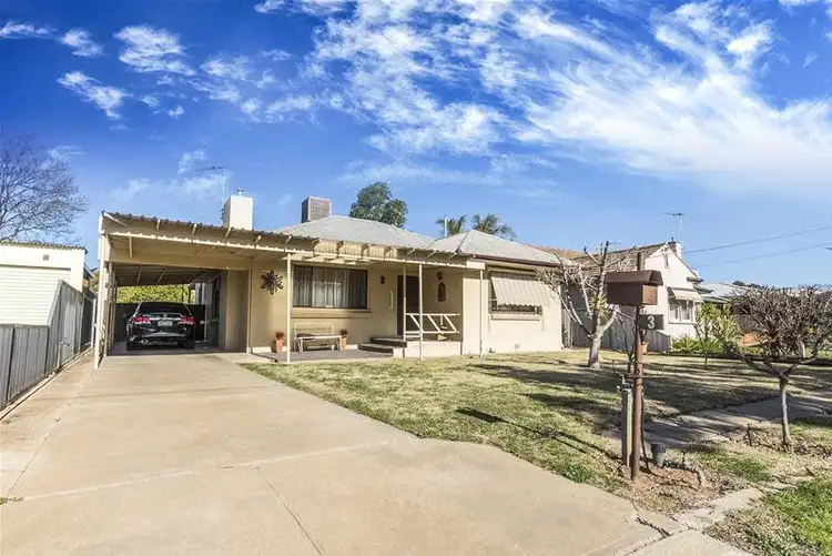 Second view of Homely house listing, 3 Renniks Street, Mildura VIC 3500