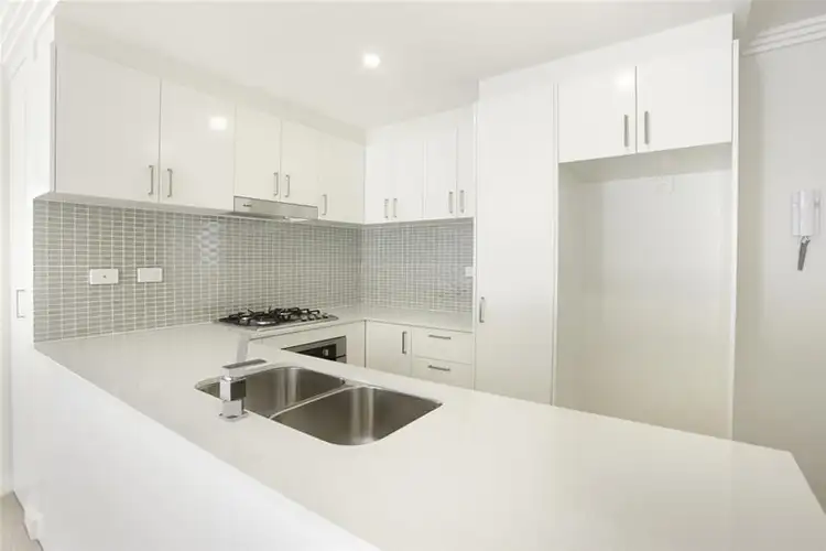 Third view of Homely unit listing, 2/18 Redman Road, Dee Why NSW 2099