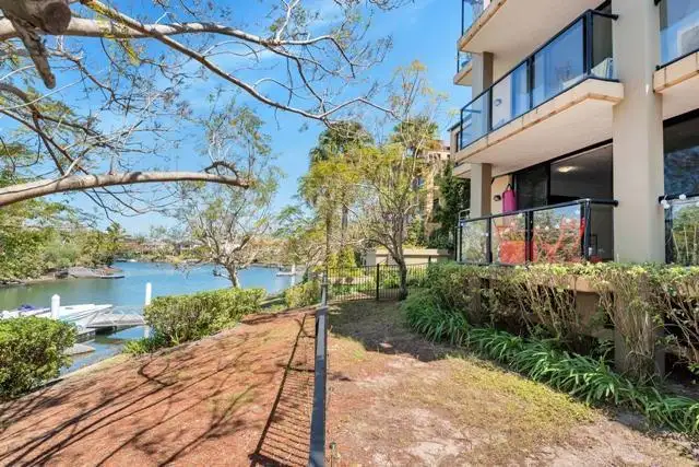 8/24 Slatyer Avenue, Bundall QLD 4217