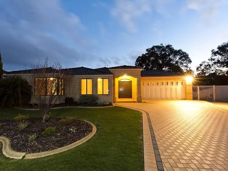 20 Anembo Place, Kelmscott WA 6111