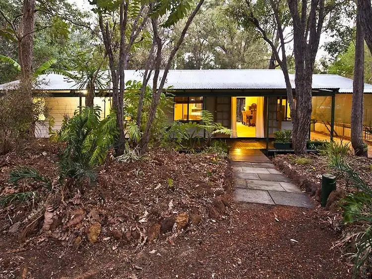 3 Hellenic Road, Roleystone WA 6111