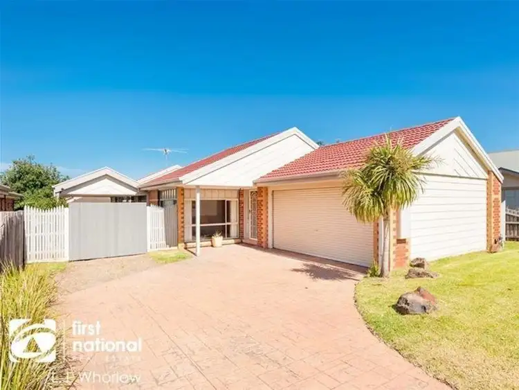 2 Olive Grove, Sunbury VIC 3429
