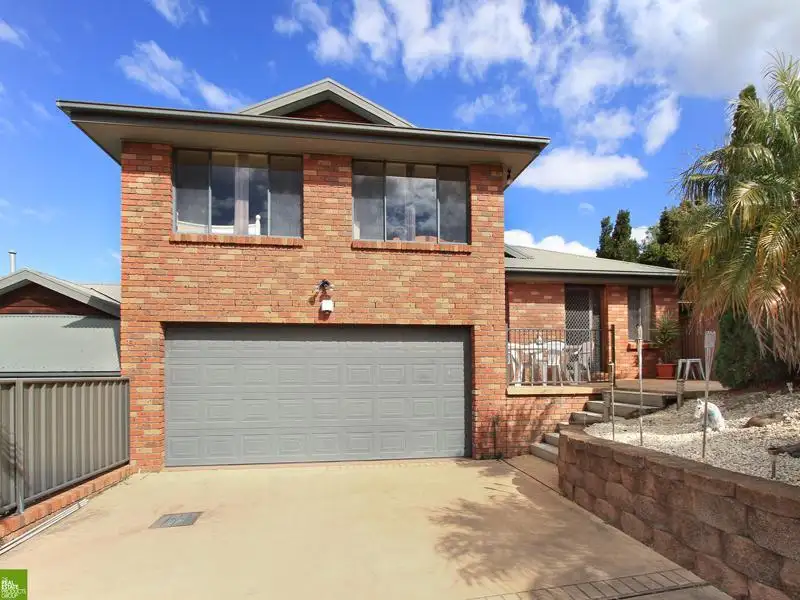 Main view of Homely townhouse listing, 2/15 Willandra Place, Koonawarra NSW 2530