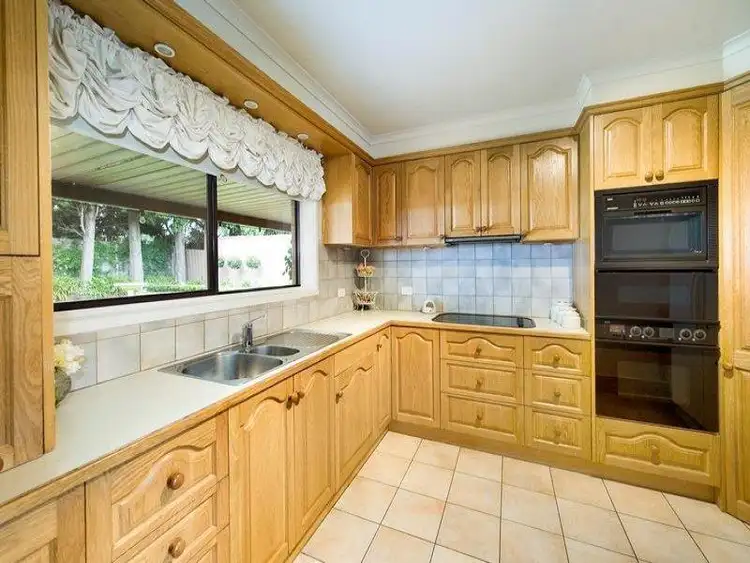 Seventh view of Homely house listing, 3 Wilhelmina Court, Croydon VIC 3136