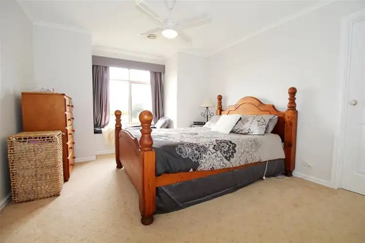 Sixth view of Homely house listing, 5 Glenbane Court, Warrnambool VIC 3280