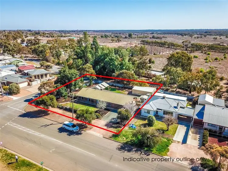 Second view of Homely house listing, 213 Commercial Street, Merbein VIC 3505