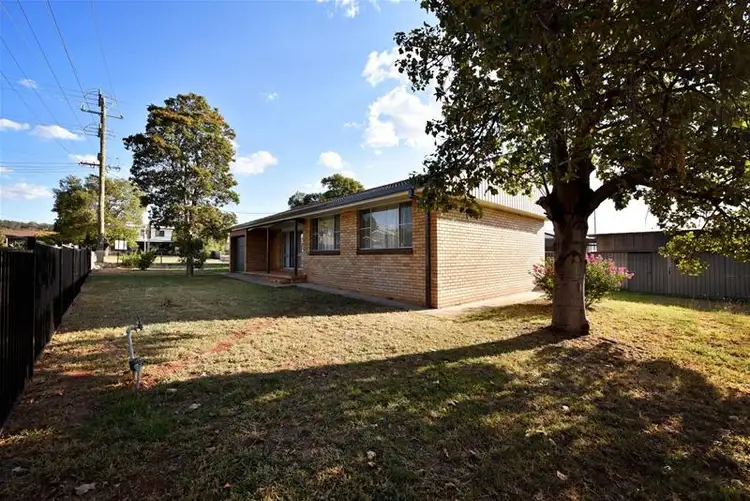 163 View Street