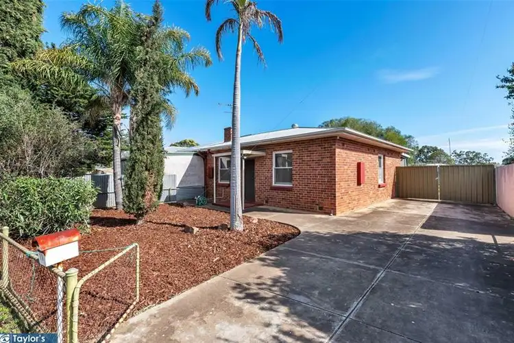 11 Loftis Road, Elizabeth Downs SA 5113