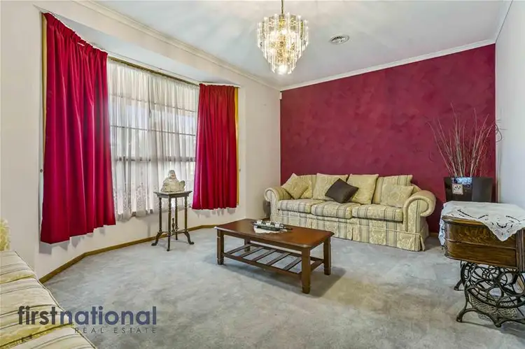 34 Bellevue Blvd, Hillside VIC 3037