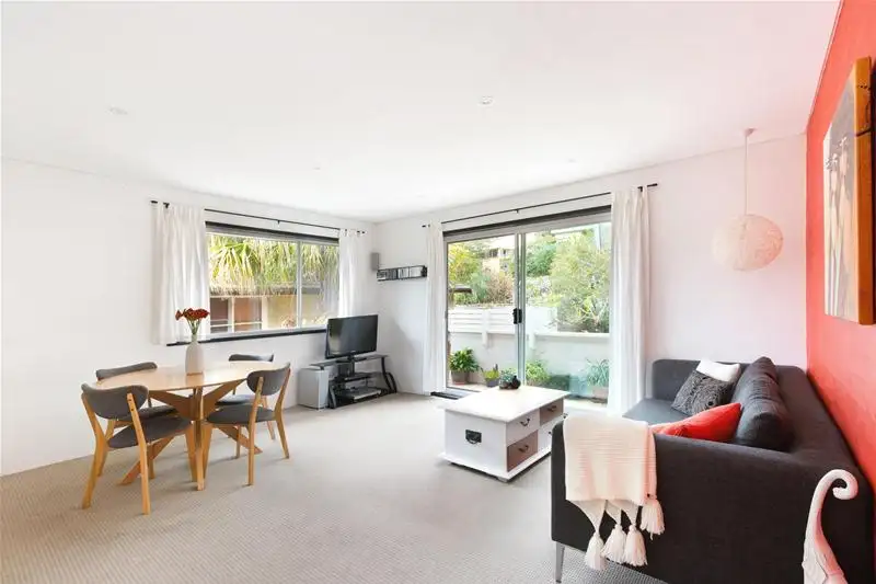 Main view of Homely unit listing, 7/30 The Crescent, Dee Why NSW 2099