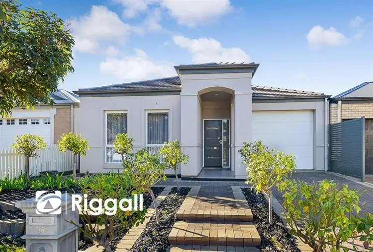 18 Hallett Road