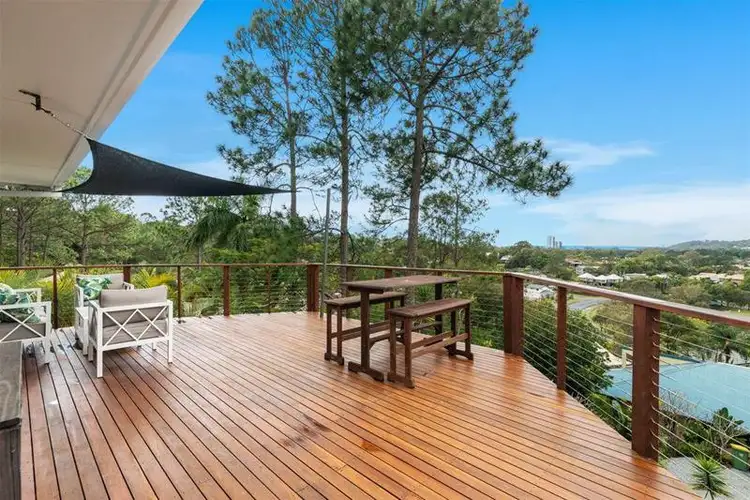 11 Chidlow  Court, Elanora QLD 4221