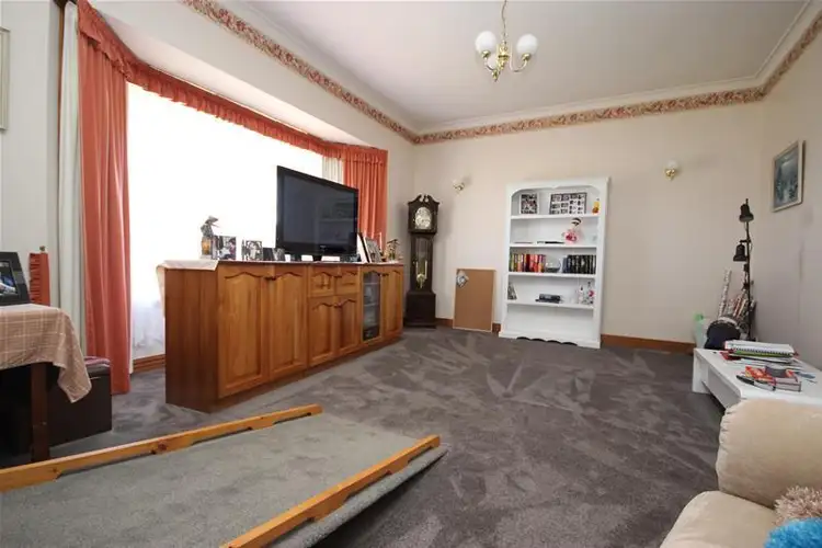 Sixth view of Homely house listing, 4 Boronia Court, Warrnambool VIC 3280