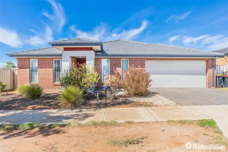 6 Kilmore Street
