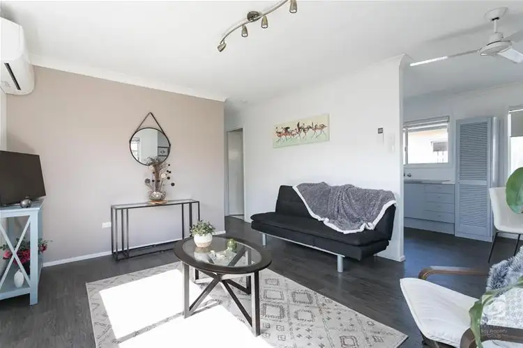 15 Shanahan Street, Redland Bay QLD 4165