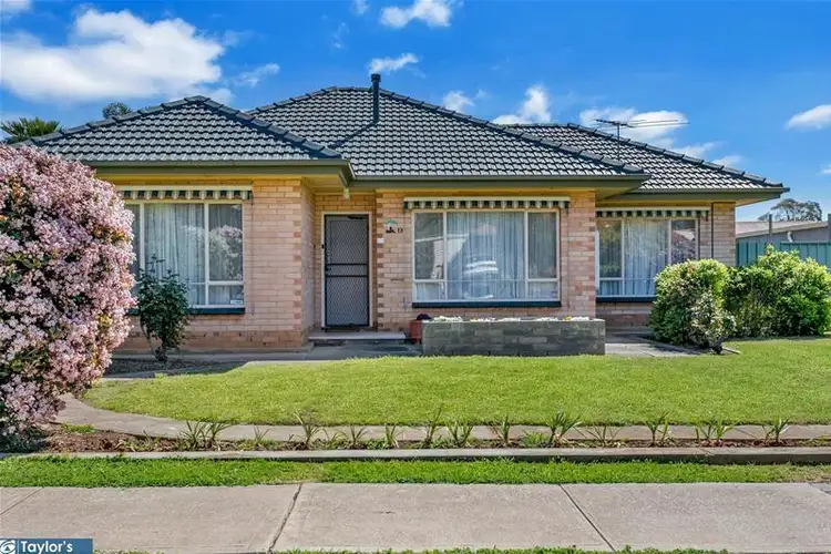 13 Muriel Drive, Pooraka SA 5095