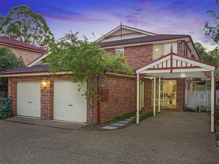 33B Carnarvon Drive, Frenchs Forest NSW 2086