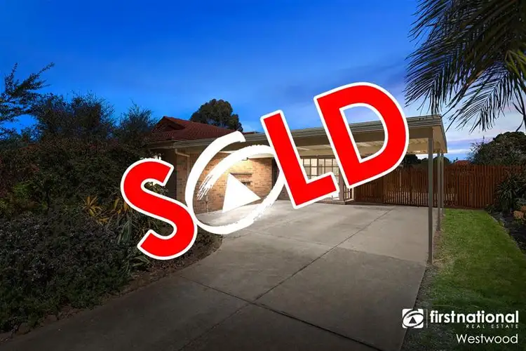 15 McMurray Crescent, Hoppers Crossing VIC 3029