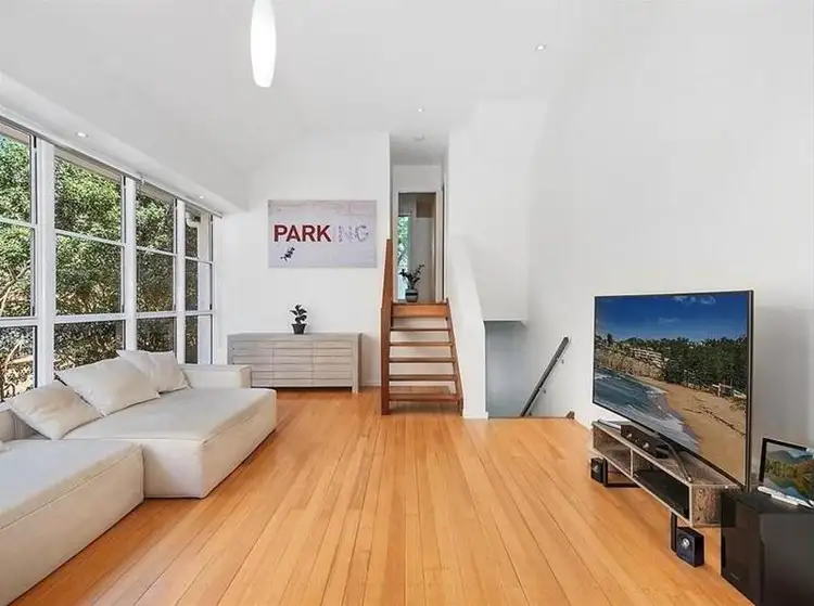 Second view of Homely villa listing, 2/82 Albatross Avenue, Mermaid Beach QLD 4218