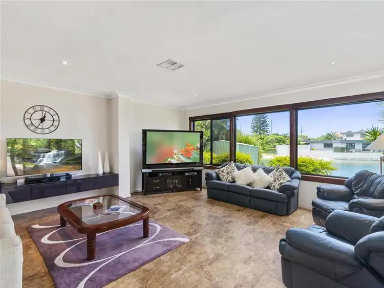 124 Mallawa Drive, Palm Beach QLD 4221