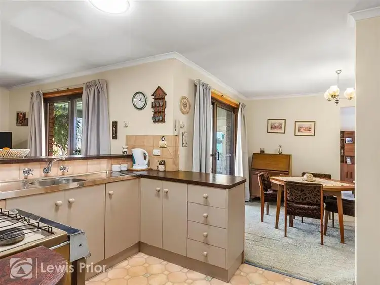 Fifth view of Homely house listing, 2 Alfonso Drive, Hallett Cove SA 5158