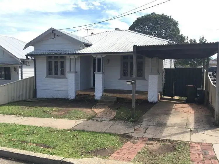 29 Chiswick Road