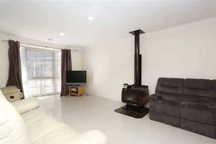 Second view of Homely house listing, 5 Renwick Close, Craigieburn VIC 3064