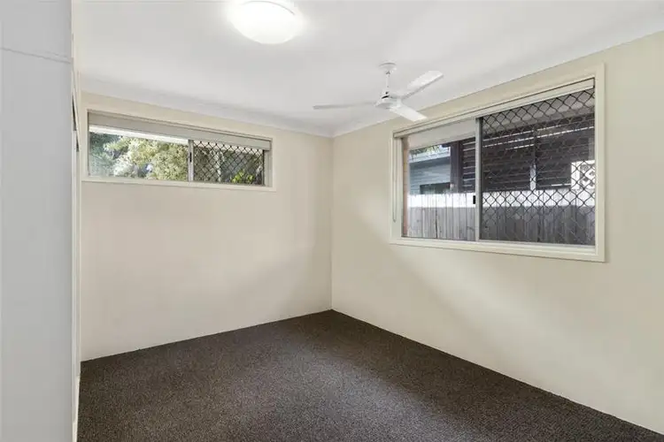 Third view of Homely semi-detached listing, 2/23 Twenty Fifth Avenue, Palm Beach QLD 4221