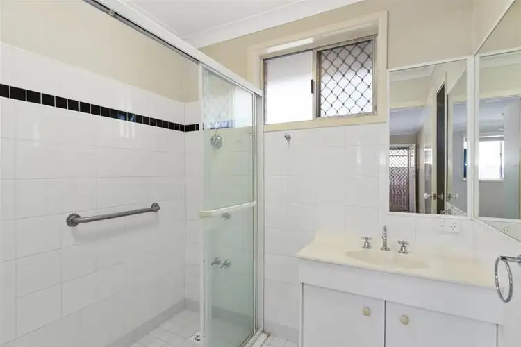 Fourth view of Homely semi-detached listing, 2/23 Twenty Fifth Avenue, Palm Beach QLD 4221