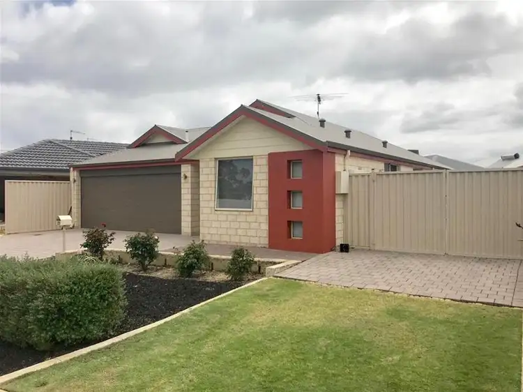 Second view of Homely house listing, 21 Gibbs Circuit, Ravenswood WA 6208