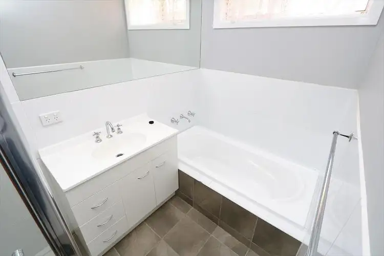 Fifth view of Homely unit listing, 1/15 Richards Street, Kyabram VIC 3620