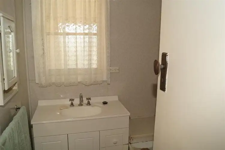 Sixth view of Homely house listing, 4 Pinnuck Street, Numurkah VIC 3636