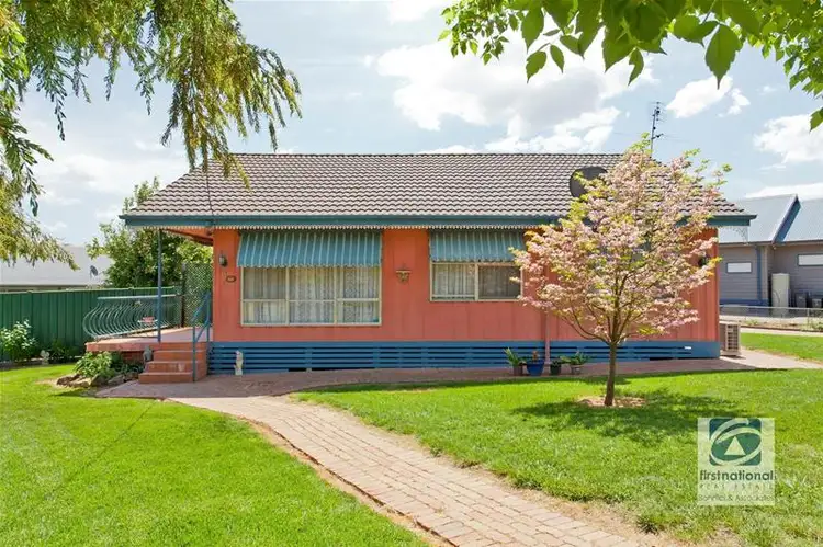 9 Macaulay Grove, Myrtleford VIC 3737