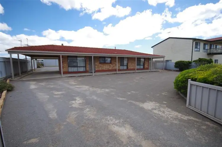 28 Captain Hutchinson  Drive, Point Turton SA 5575