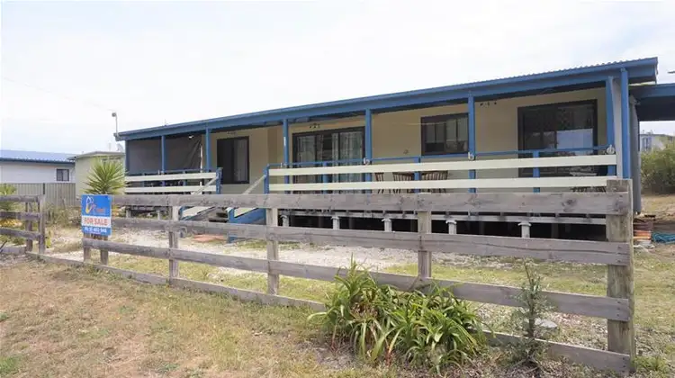 153 National Park Road, Loch Sport VIC 3851