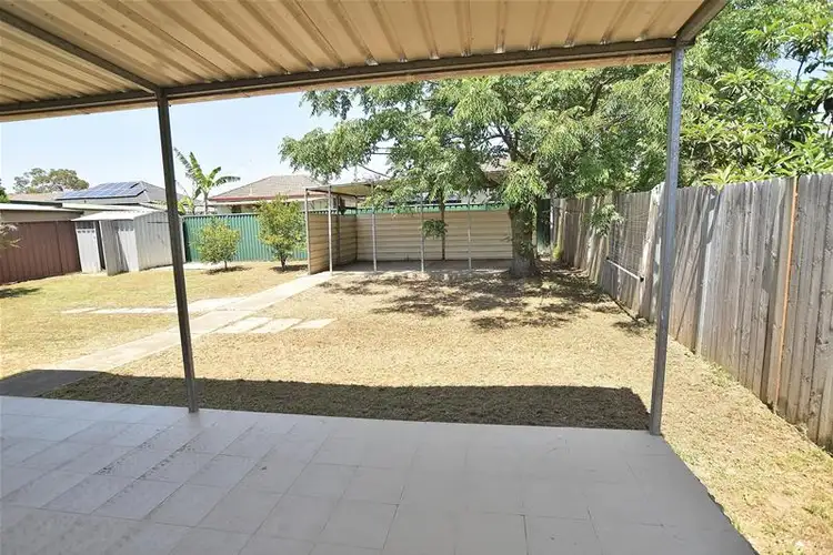 Seventh view of Homely house listing, 8 Neerini Avenue, Smithfield NSW 2164