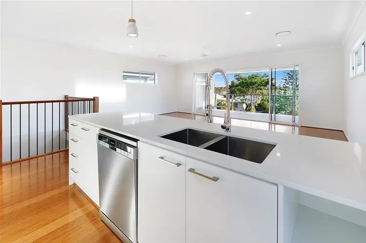 74 Nyleta Street, Coopers Plains QLD 4108