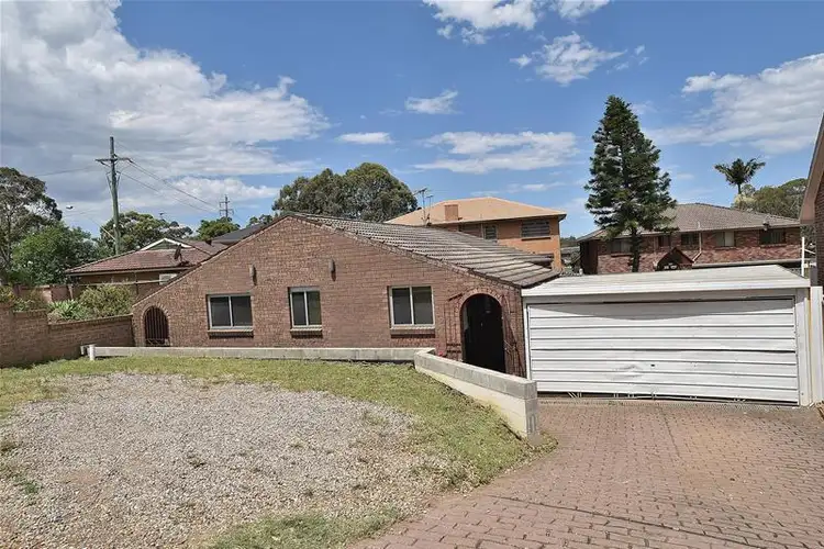 Second view of Homely house listing, 8 Mckeown Street, Prairiewood NSW 2176