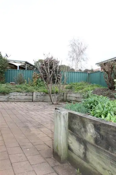 Seventh view of Homely apartment listing, 7B Fiona Place, Armidale NSW 2350